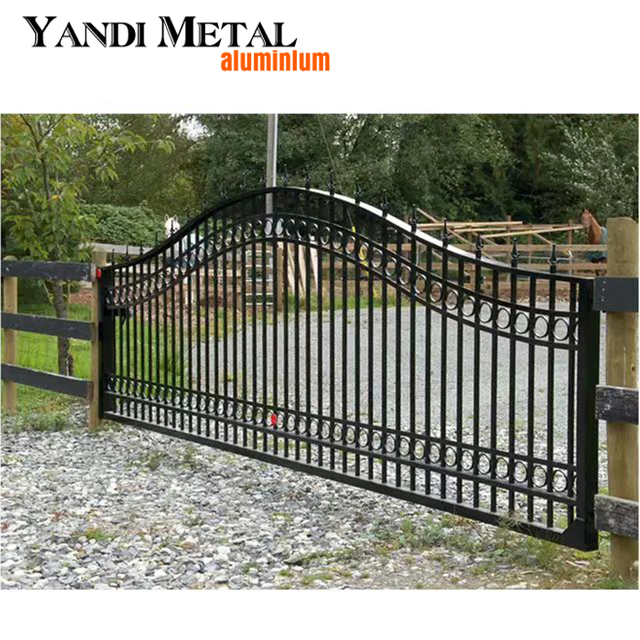 Автоматическая садовая алюминиевая дверь. Охранное ограждение. Металлическая панель. Алюминиевая решетчатая дверь с жалюзи. Декоративная сварная дверь.